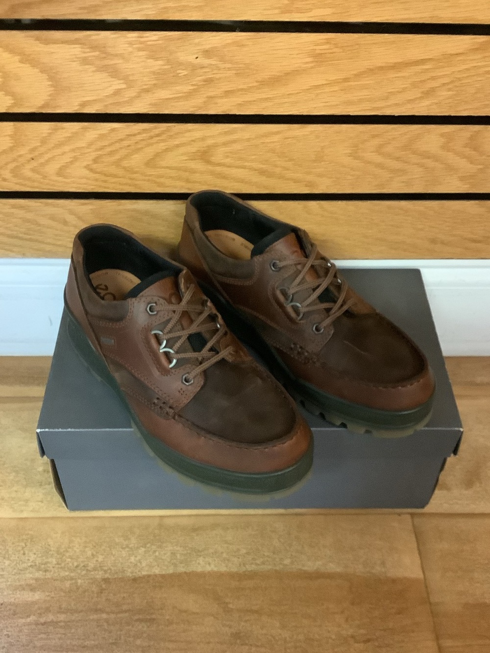 Ecco Track II Lace - Picture 3 of 6